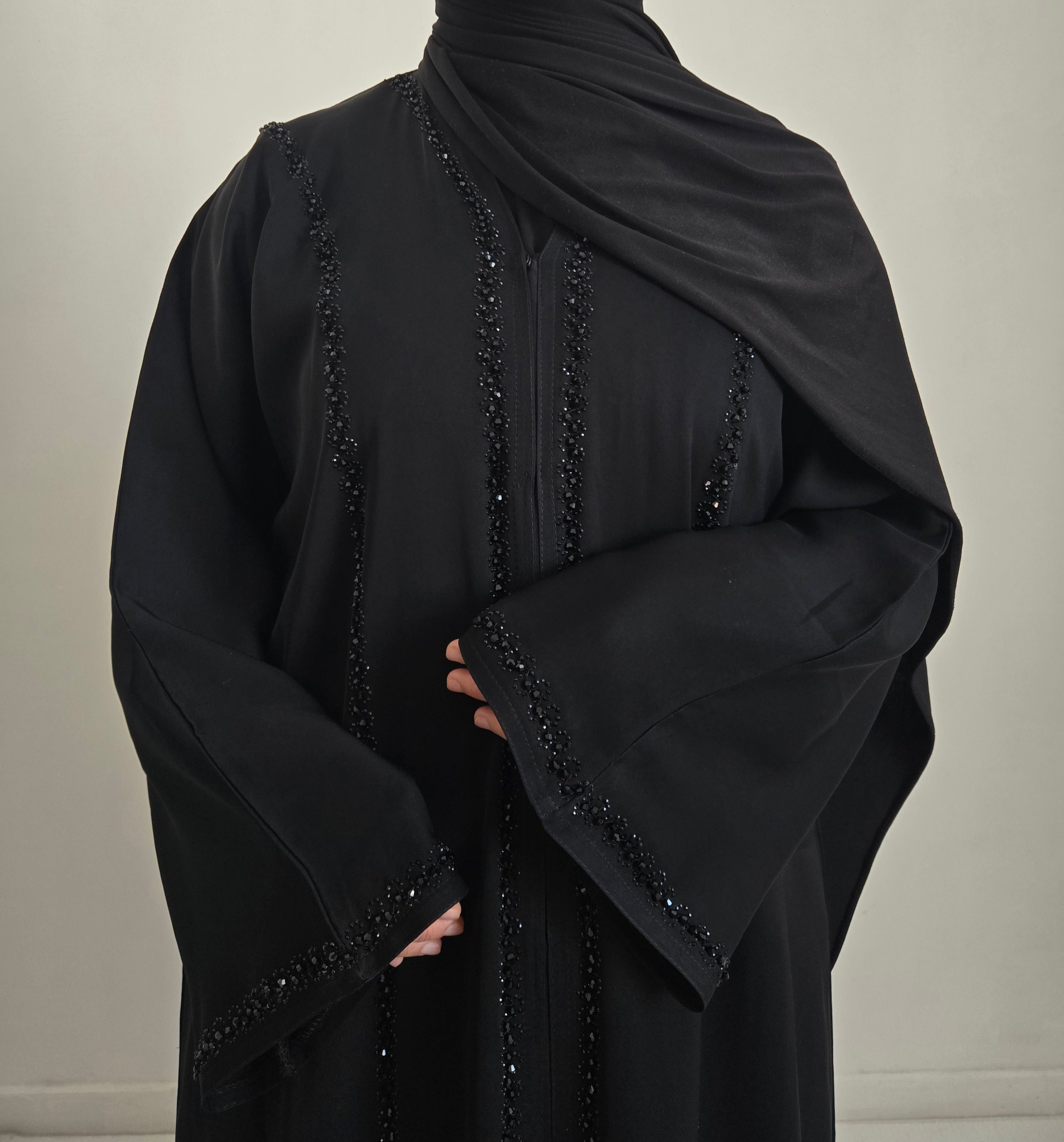 Abaya Leila